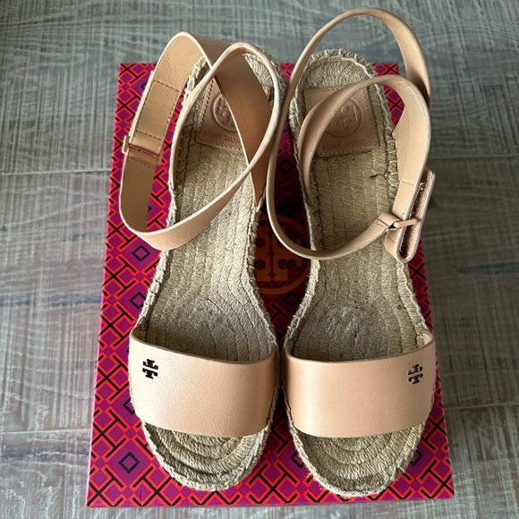 Tory Burch "Pre-Owned" Women's Bima Espadrille Ankle Leather
Sandals Size 8.5 - Picture 1 of 6